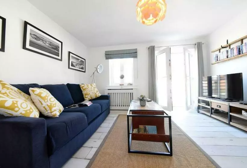 Seaside House In Camber