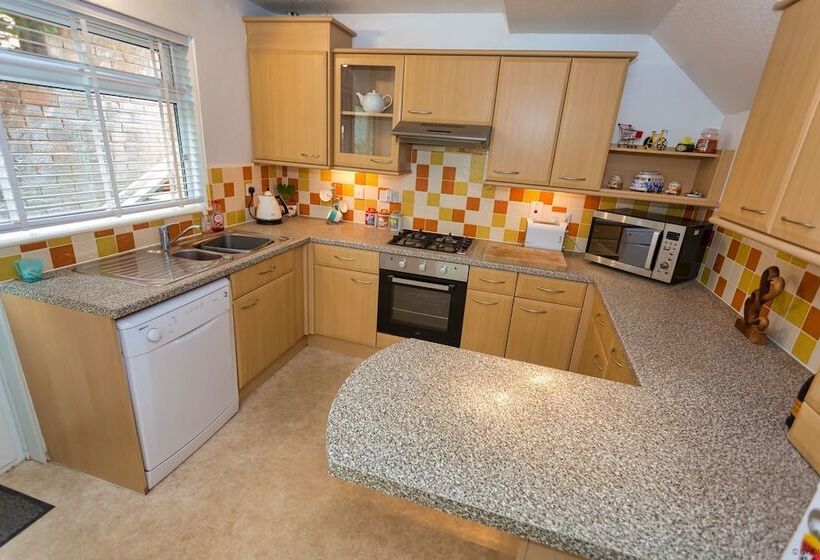 Braunton Hazel House 4 Bedrooms