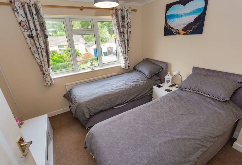 Braunton Hazel House 4 Bedrooms