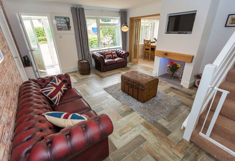 Braunton Hazel House 4 Bedrooms