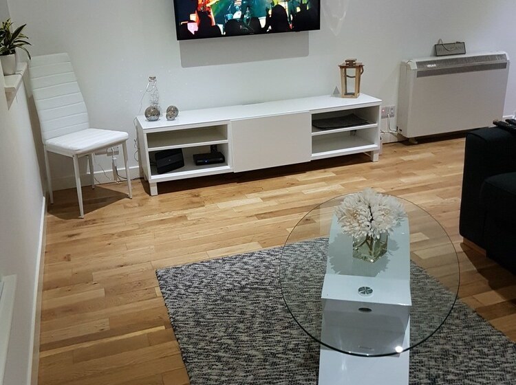 Langley Apartment City Centre 2 Min Walk To Secure Parking