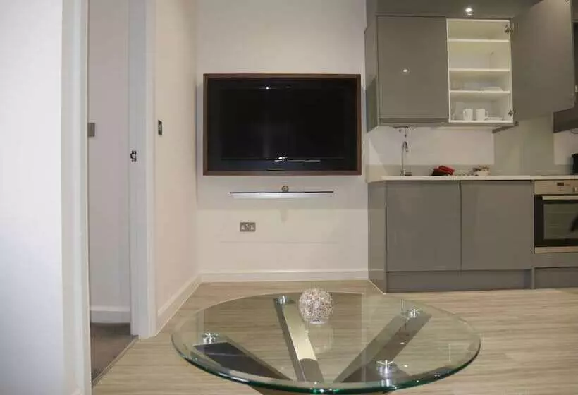 Milburn House  Luxury Apartments