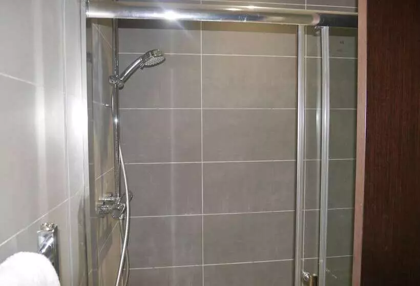 Milburn House  Luxury Apartments