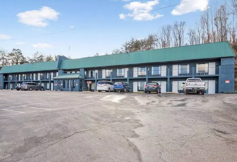 ホテル OYO Mt. Vernon KY I-75