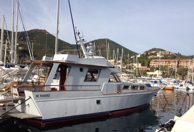 בית מלון כפרי Yacht Germinal Honfleur