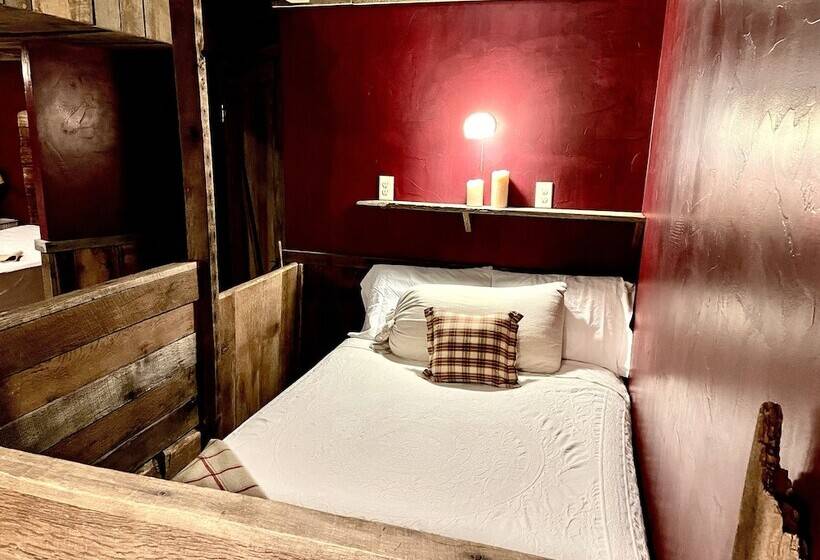 Amish Country Comfort