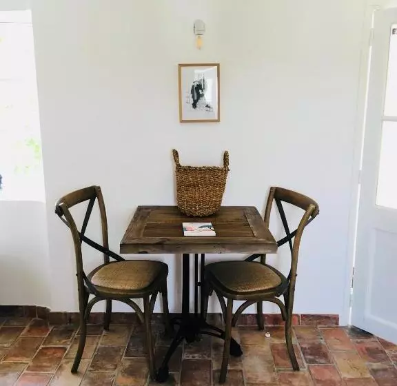 Domaine De Carraire