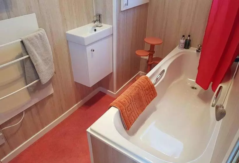 1 Bed Guisborough Option Of Twin Sofabed   Extra