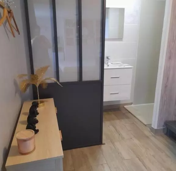 ペンション Les Fines Bulles & Spa