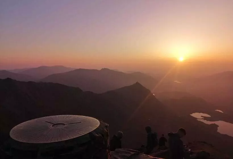 Snowdonia Slate Mountain Cottage Near Zip World
