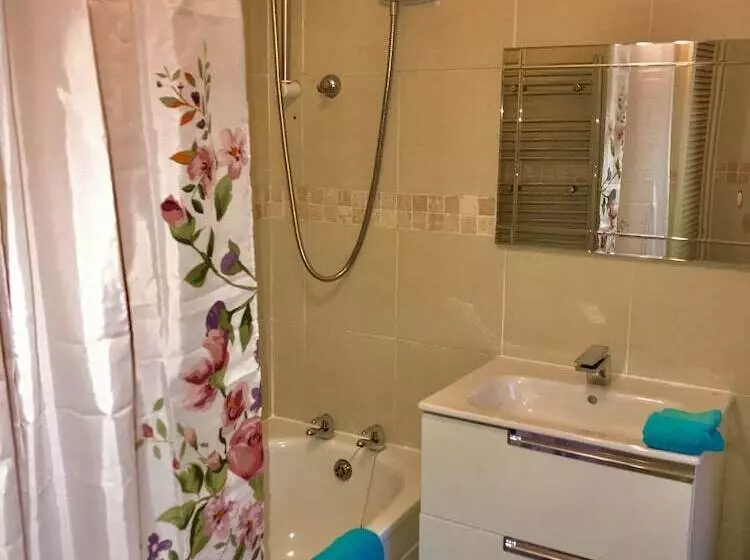 Snowdonia Slate Mountain Cottage Near Zip World