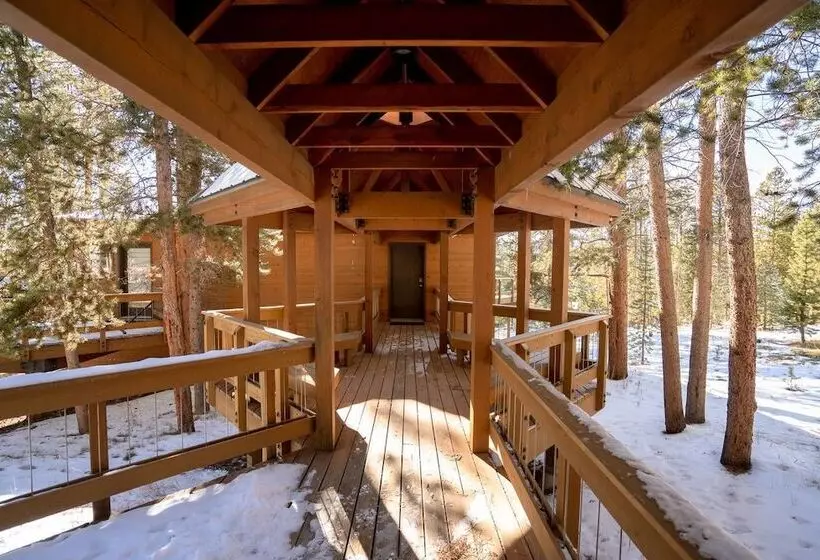 The Atrium Haven Winter Park Cabin Hot Tub