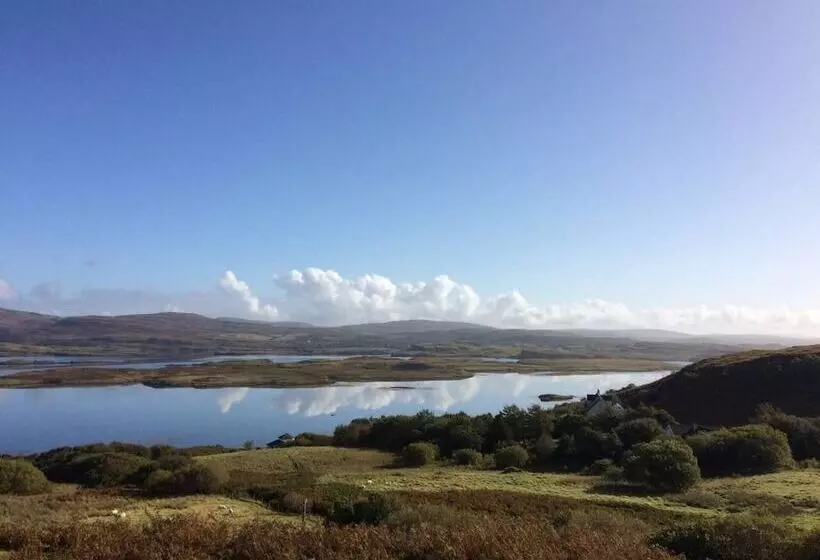 Immaculate 2 Bed House In Colbost