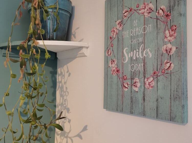 Cosy Apartment With Balcony