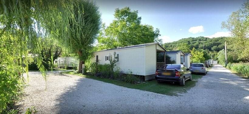 בית מלון כפרי Camping Les Lavandes, Castellane