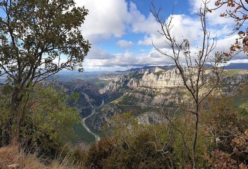 בית מלון כפרי Camping Les Lavandes, Castellane