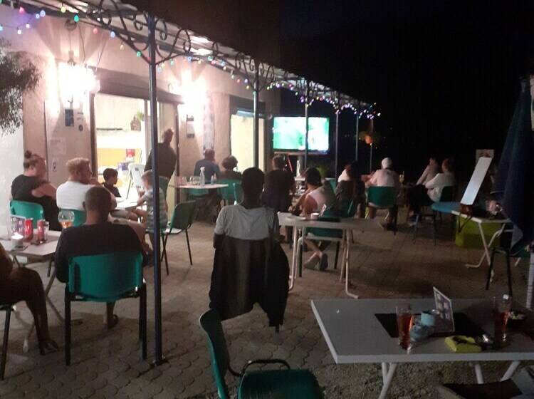 בית מלון כפרי Camping Les Lavandes, Castellane