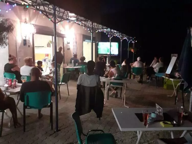 ホテル Camping Les Lavandes, Castellane