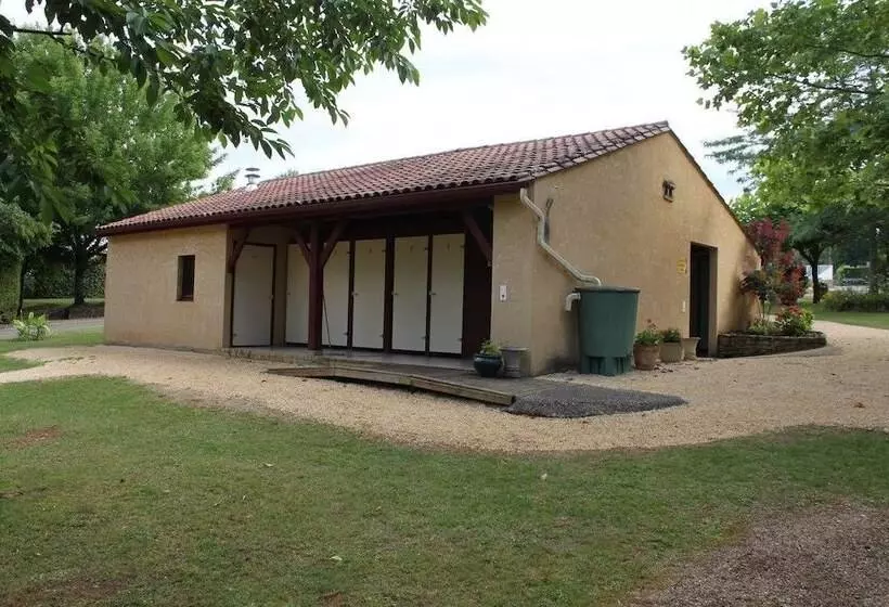 Hotelli Camping Les Poutiroux   Tente Lodge