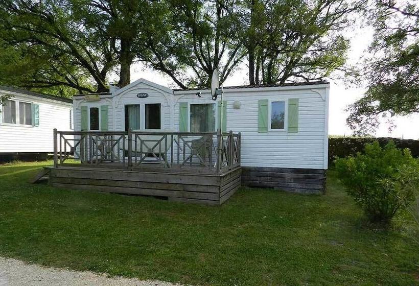ホテル Camping Les Tilleuls Mobilhome