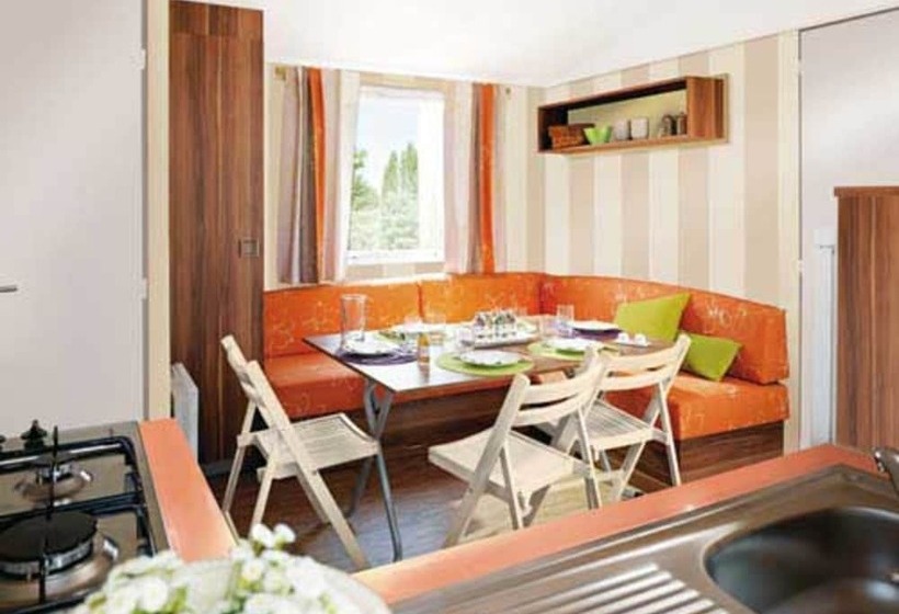 ホテル Camping Les Tilleuls Mobilhome