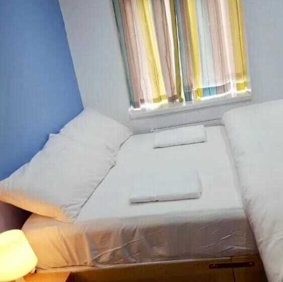 بنسيون Leman House