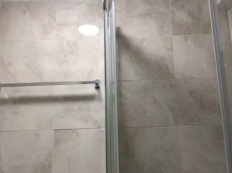 ペンション Leman House