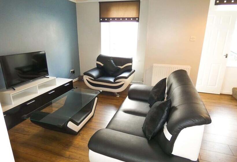 Wyndham House For 6 For Brecons And Bike Park Wales