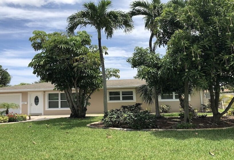 בית מלון כפרי Luxury Villa Oasis & Private Pool