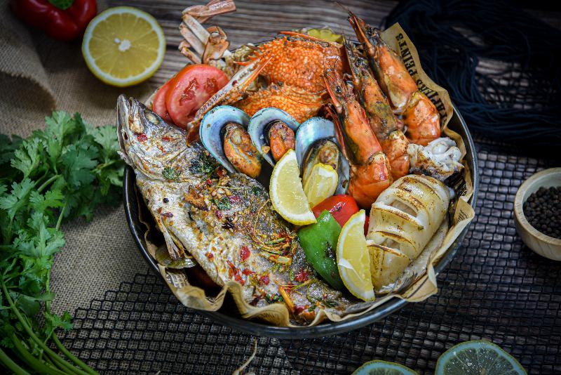 酒店 Mida Grande Resort Phuket Official Account