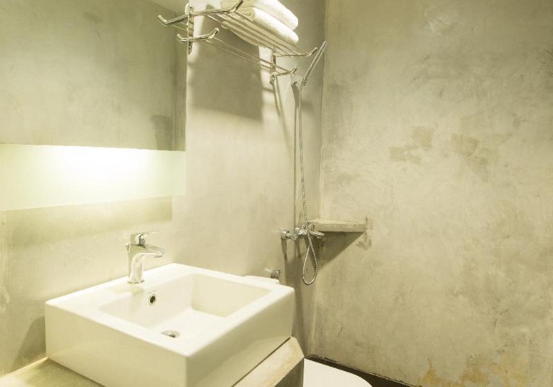 酒店 The Silver Inn