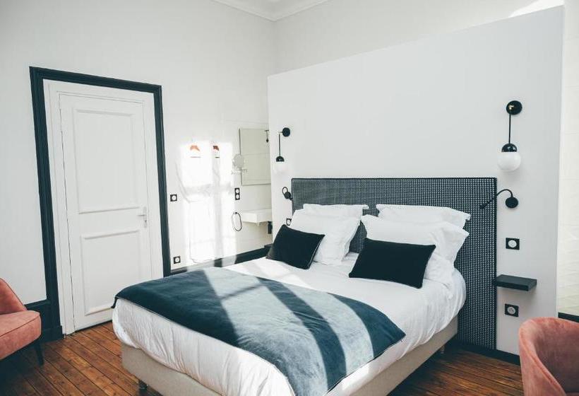 פנסיון Villa Varentia