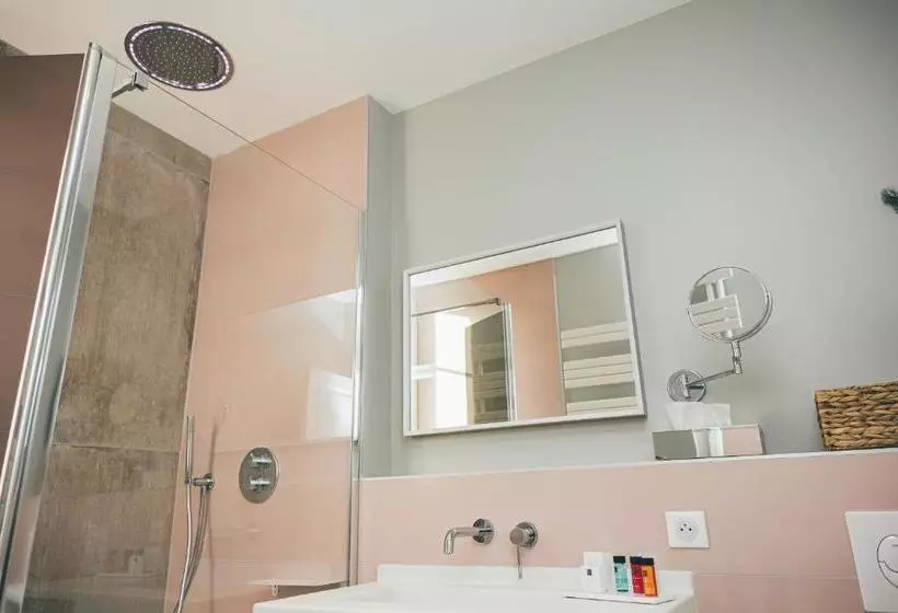 ペンション Villa Varentia