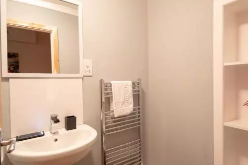 Guest Homes   Hanover Apartment