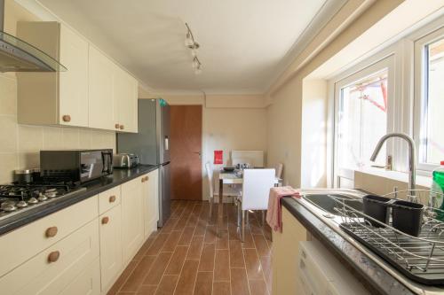 Guest Homes Hanover Apartment