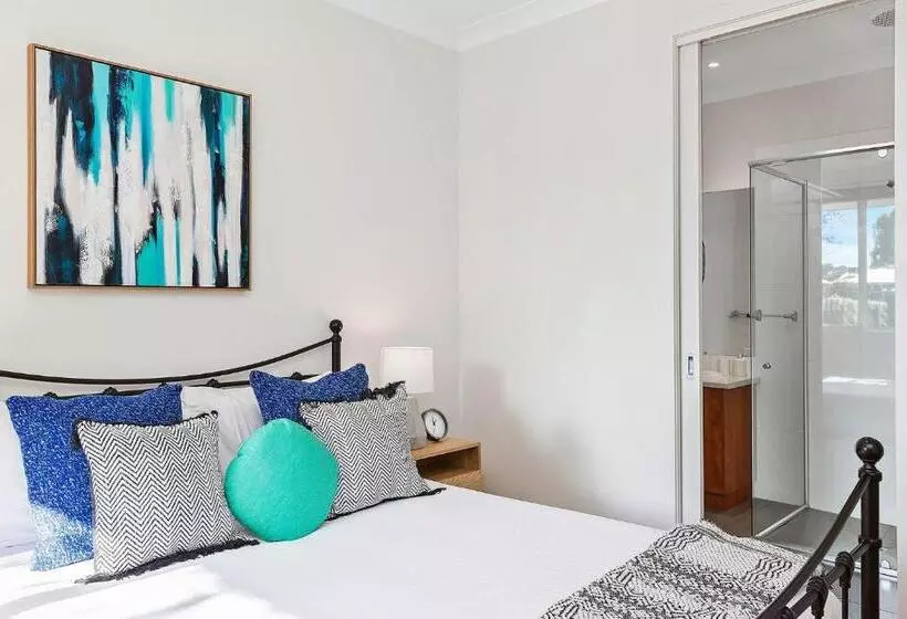 Boutique Stays   The Richardson