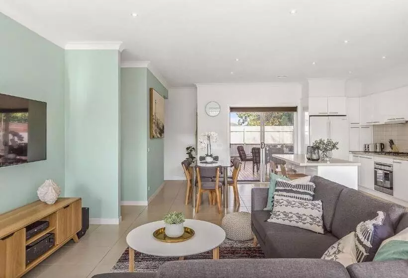 Boutique Stays   The Richardson