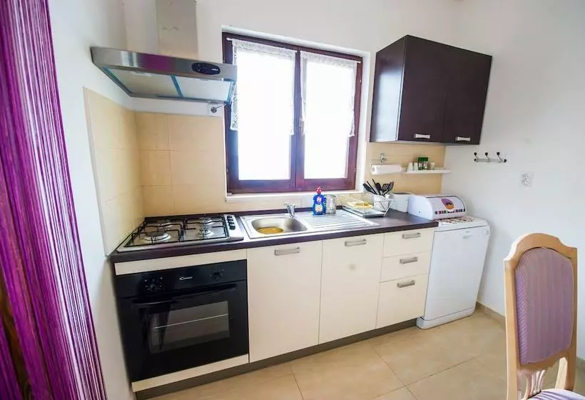 Apartments Villa Flora