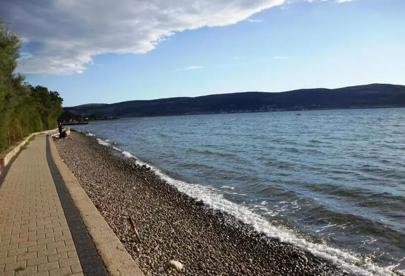 Mareta   Apartment In A Stone House