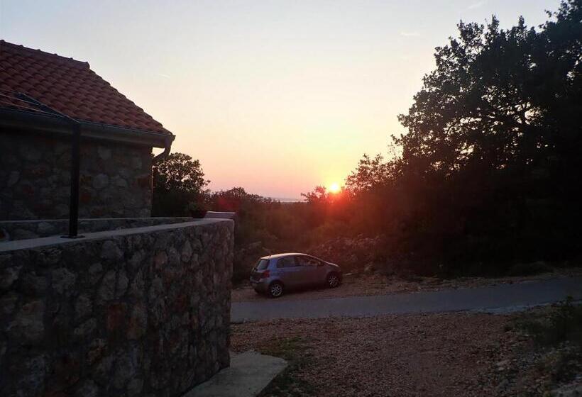 Mareta Apartment In A Stone House