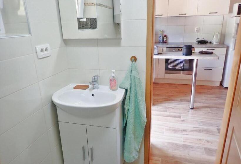 Mareta Apartment In A Stone House