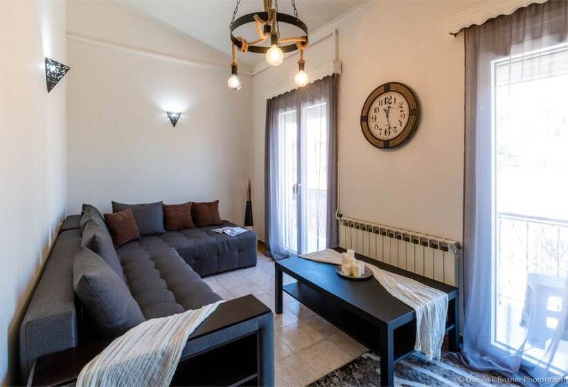 Andria City Apartment