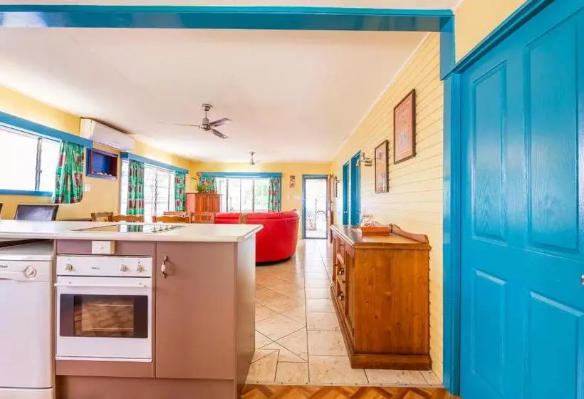 Clifton Beach House
