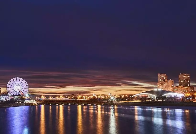 Riverside Spa Apartments