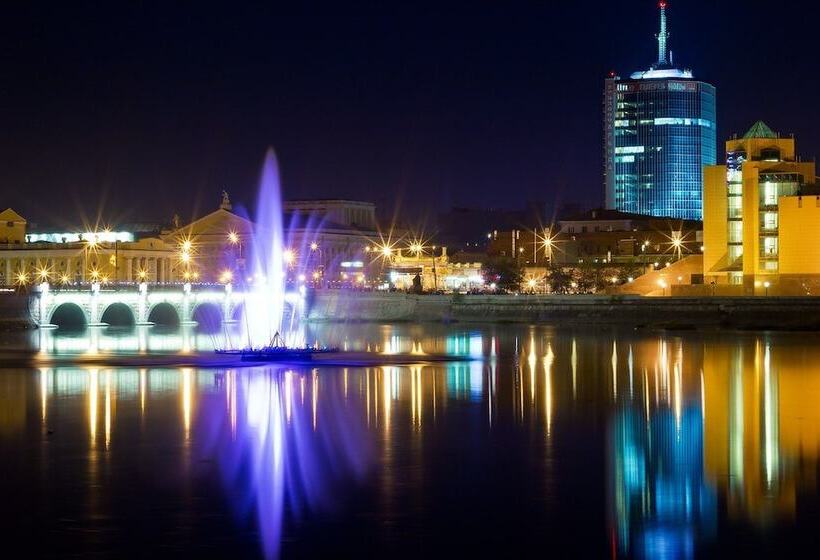 Riverside Spa Apartments