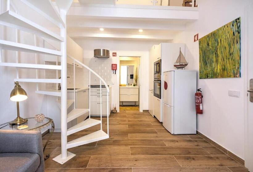 Yellow Barqueta Studio