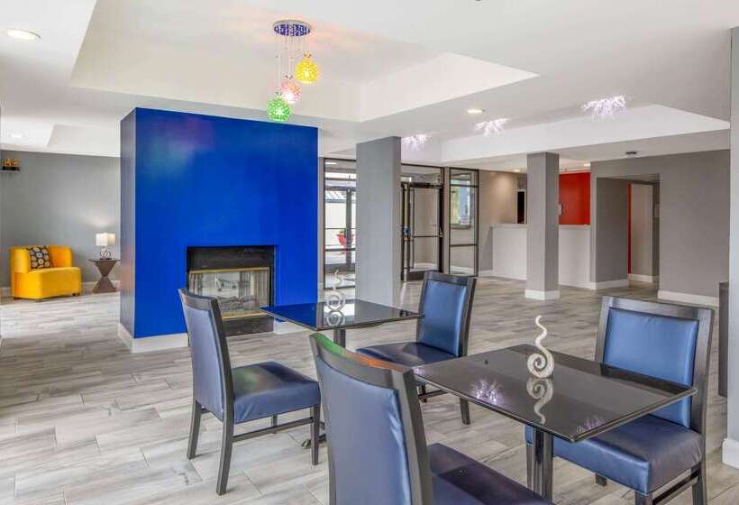 Отель Baymont By Wyndham Covington