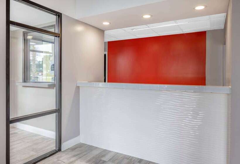 Отель Baymont By Wyndham Covington