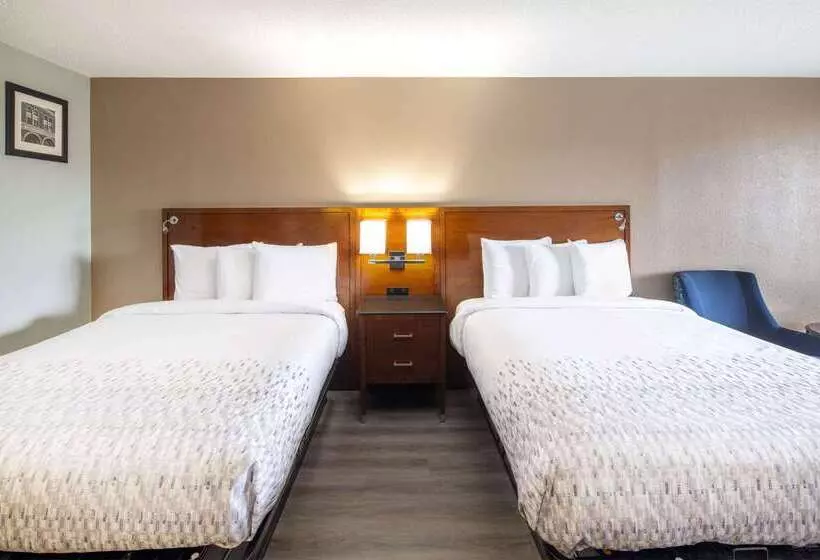 호텔 Baymont By Wyndham Covington