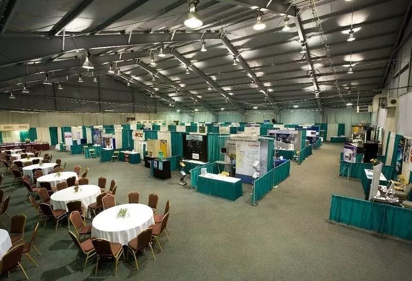 酒店 Boxboro Regency